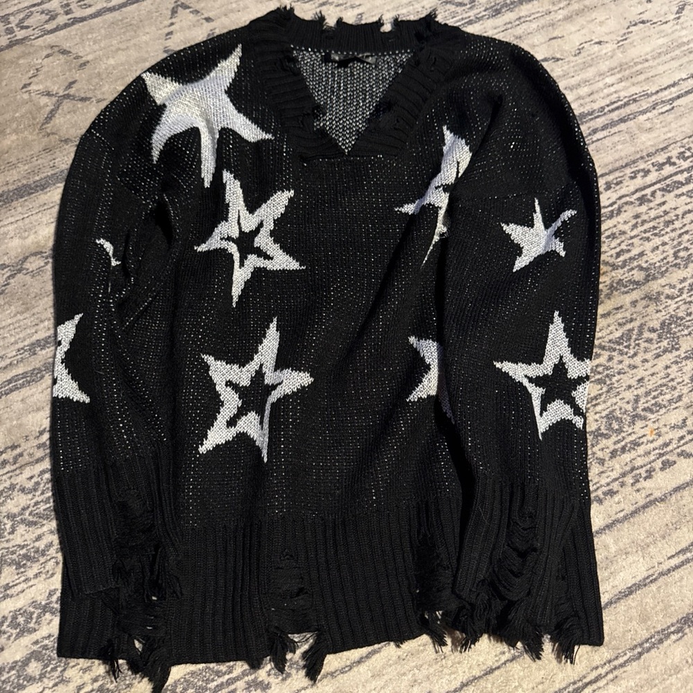 Black Star Pattern Sweater
